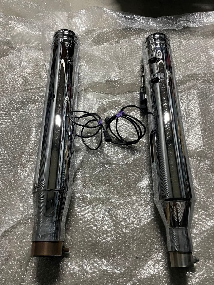 ハーレー　ツーリング　ケステックマフラー