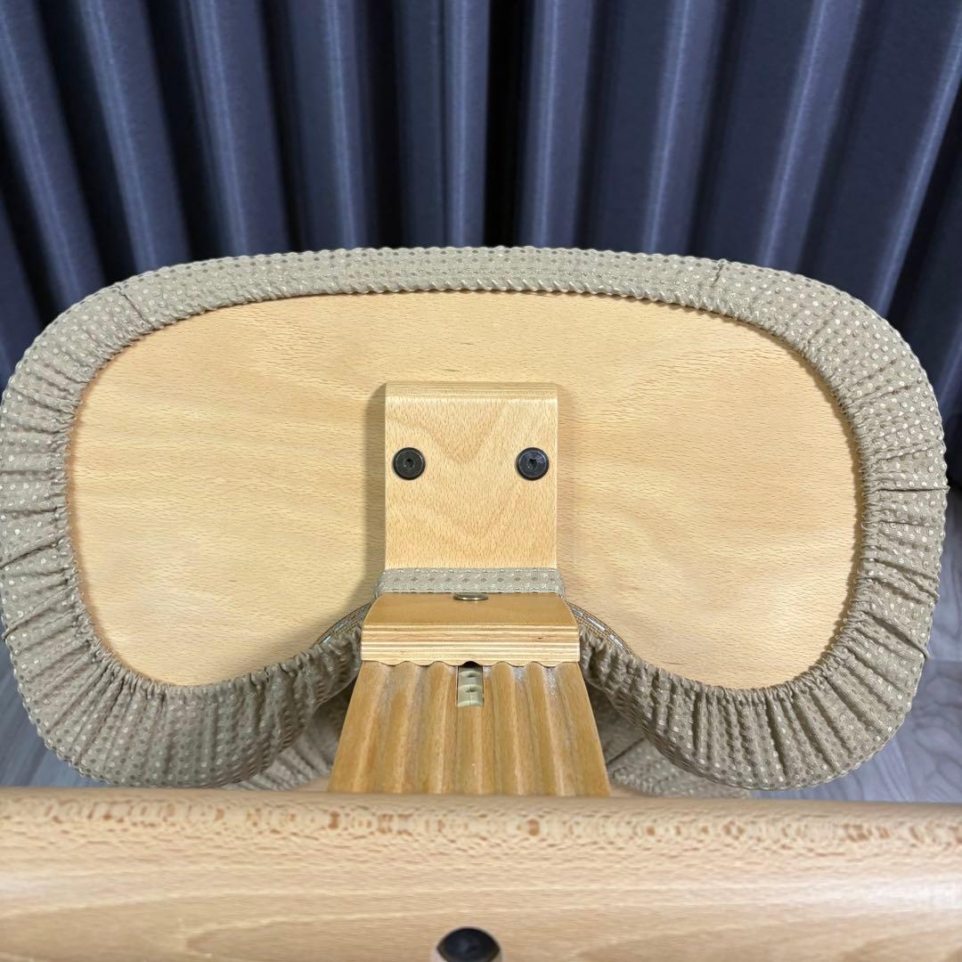 Balans Easy バランスチェア　サカモトハウス　ベージュ色　カバー付き