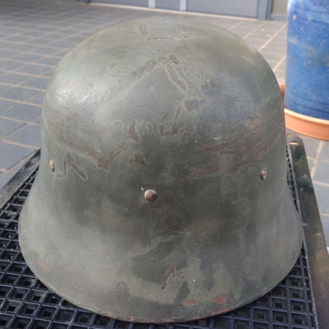スペイン軍　M42型ヘルメット