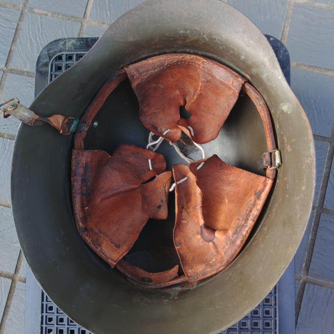 スペイン軍　M42型ヘルメット