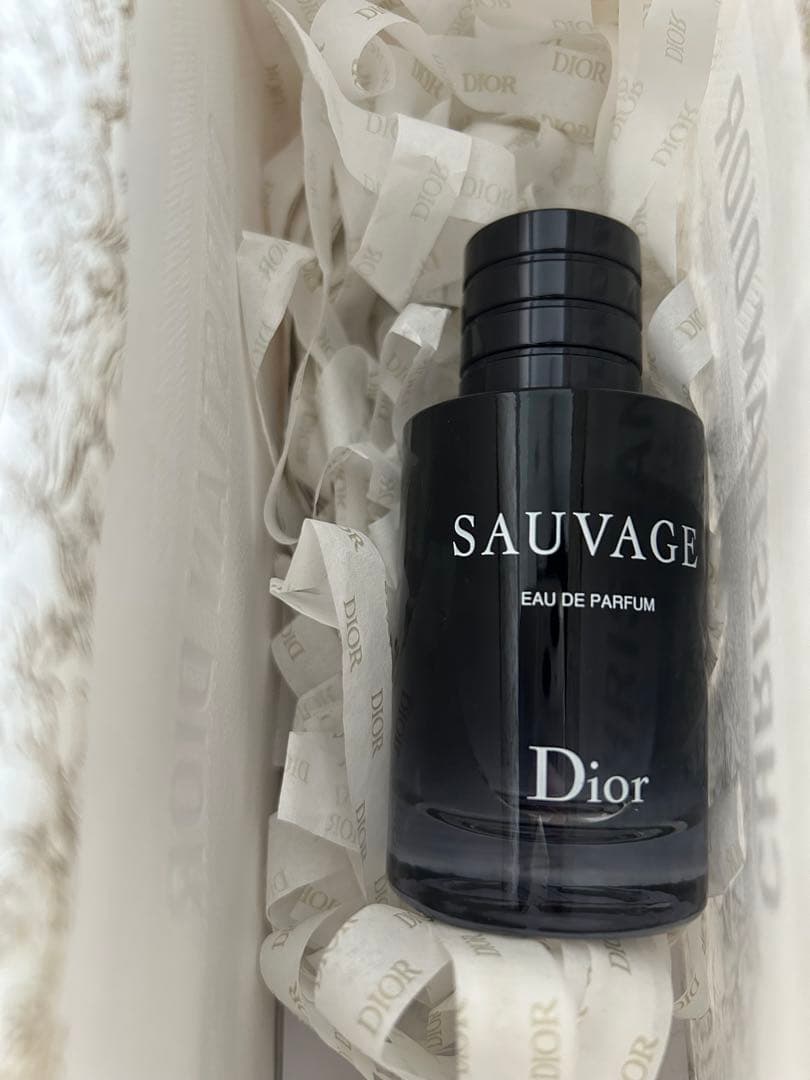 dior sauvage オードゥパルファン　60ml ソヴァージュ