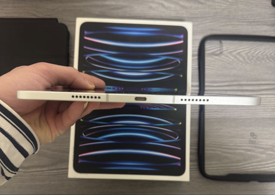 【専用】たぁ様 iPad Pro 第4世代 Wi-Fi＋5Gモデル 128GB