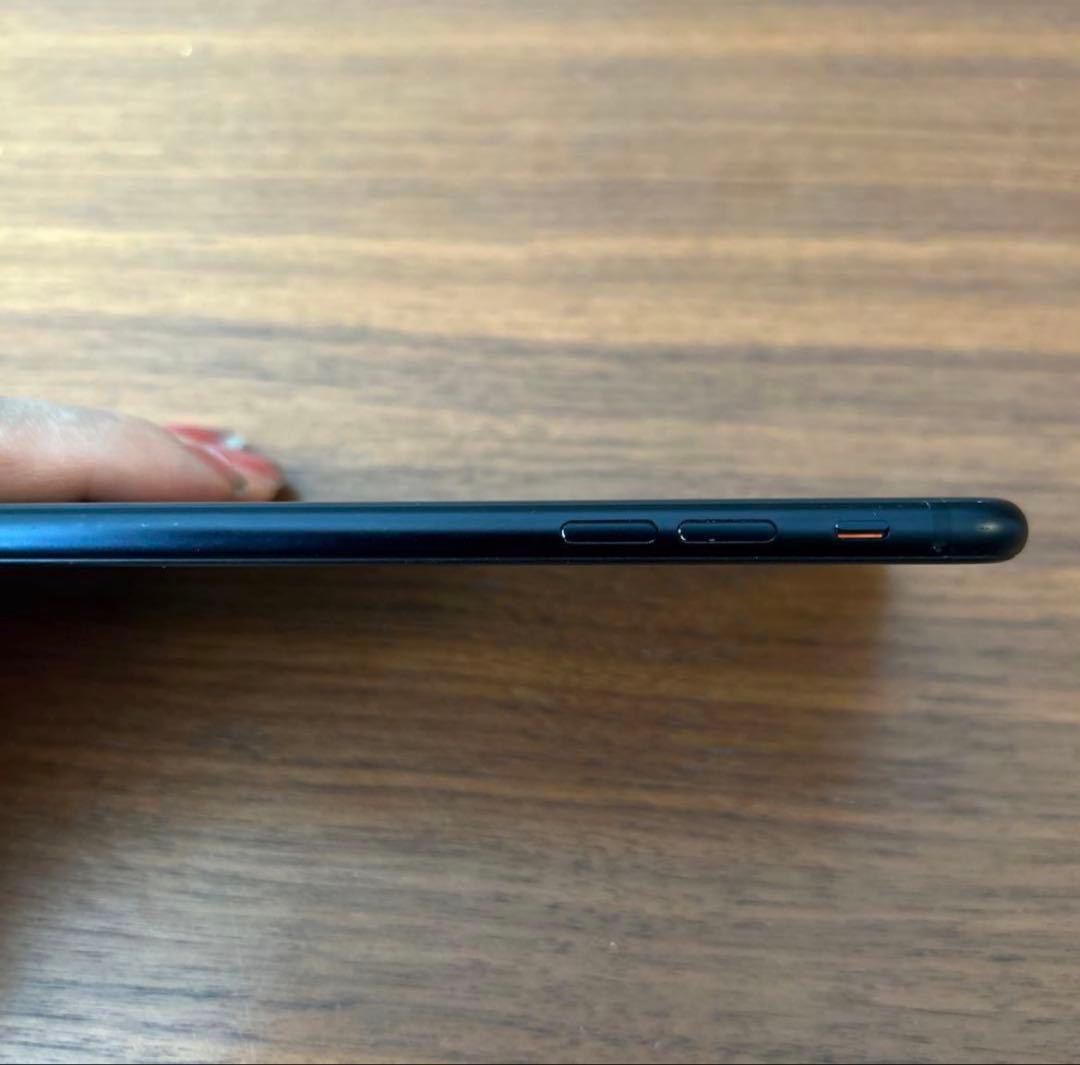 iPhone SE 第2世代 ブラック 64GB SIMフリー