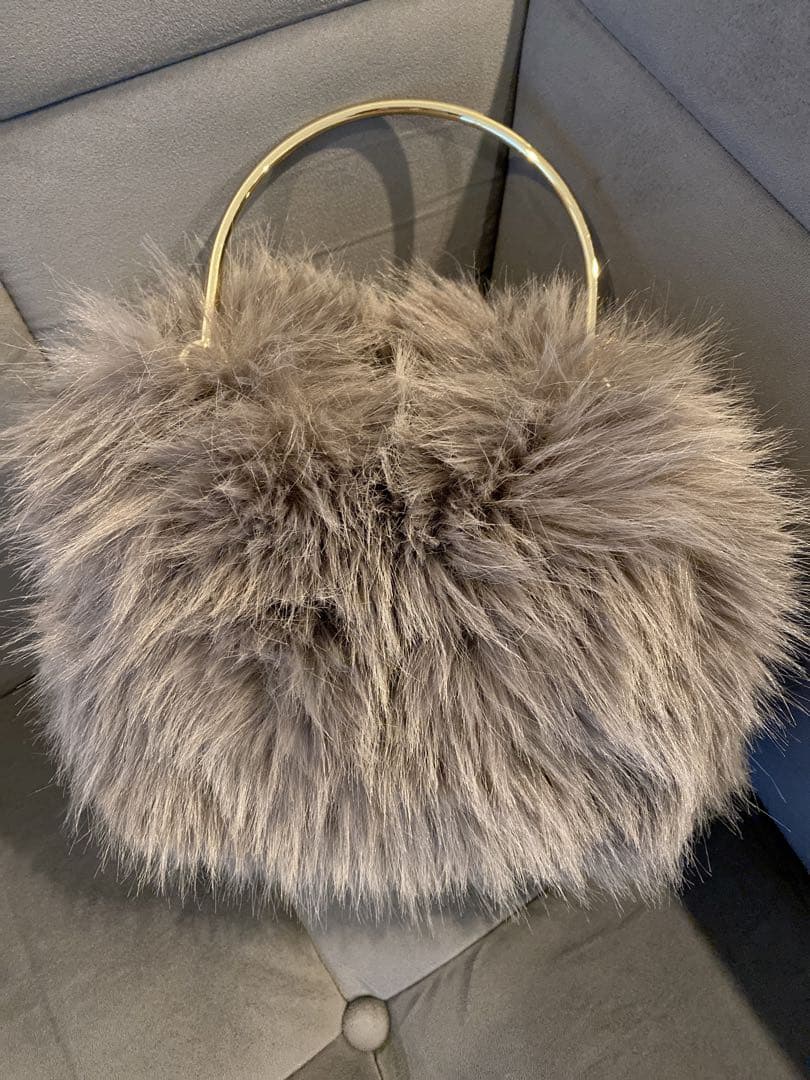 【yukinko】CELFORD/ フェイクファーハンドルラウンドバッグ