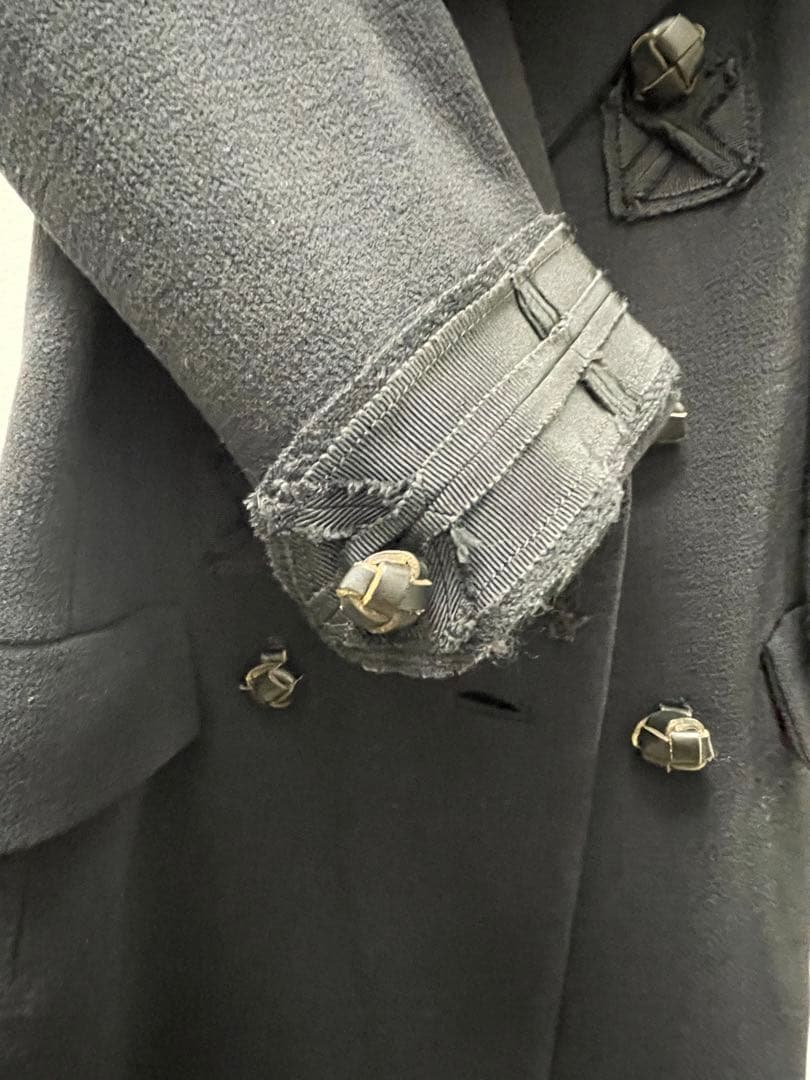 DORA公式アカウントページ PRADA プラダレディースコート