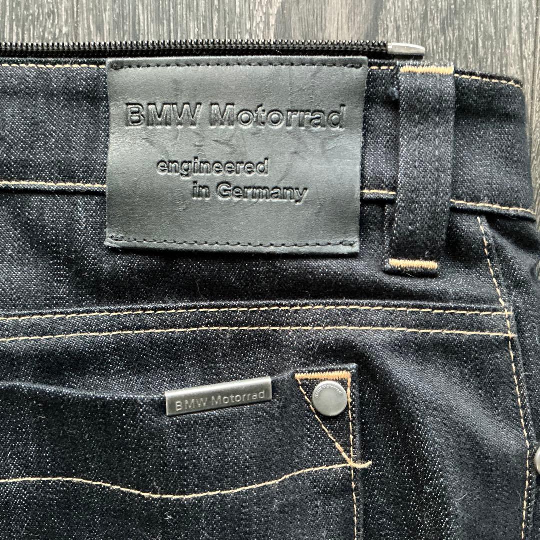 【もち】 Motorrad 純正ジーンズ 立体裁断 プロテクター付属