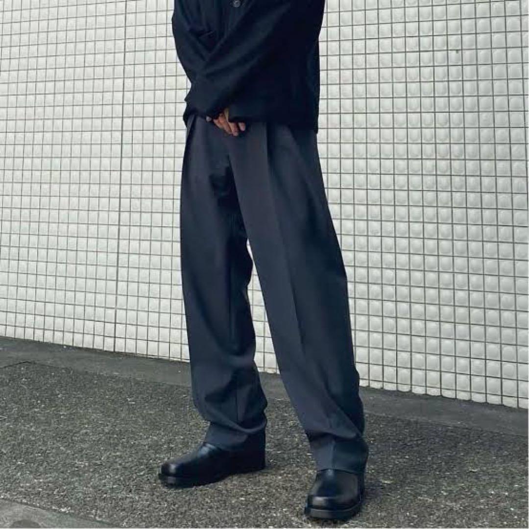 パンツ LUUDAN BAGGY TAILORED TROUSERS DARK GREY