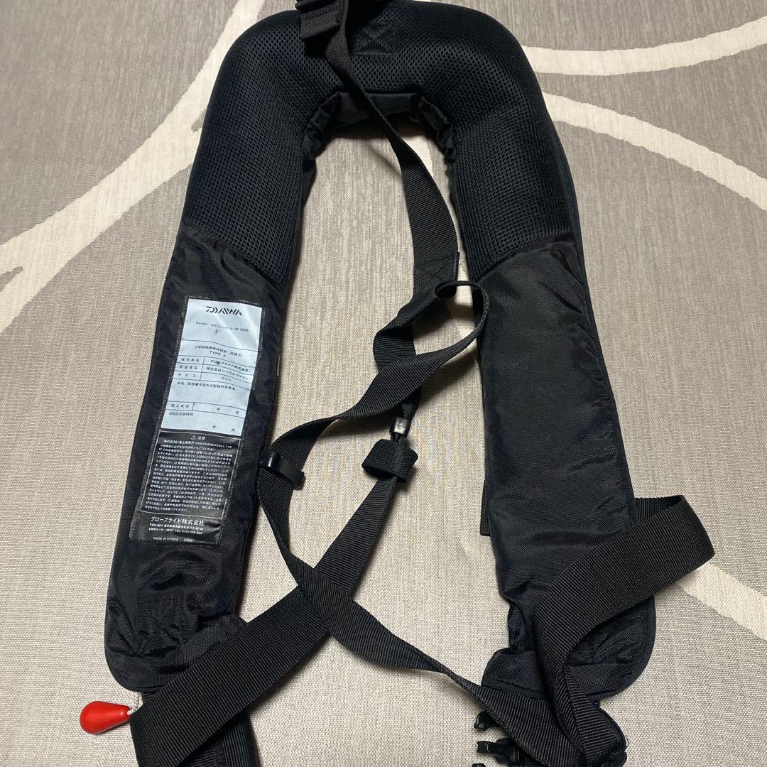 ダイワ　自動膨張　ライフジャケット　DF 2608