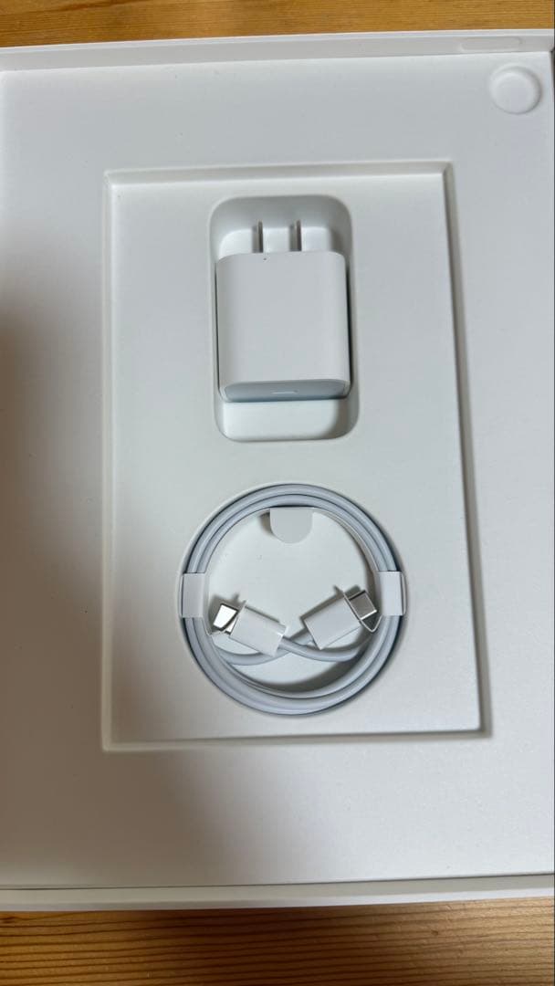 アップル iPad Air 第5世代 WiFi 256GB パープル