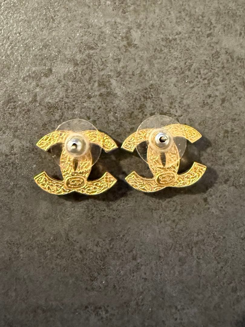 CHANELパール ココマーク ピアス CC ロゴ C22A ゴールド