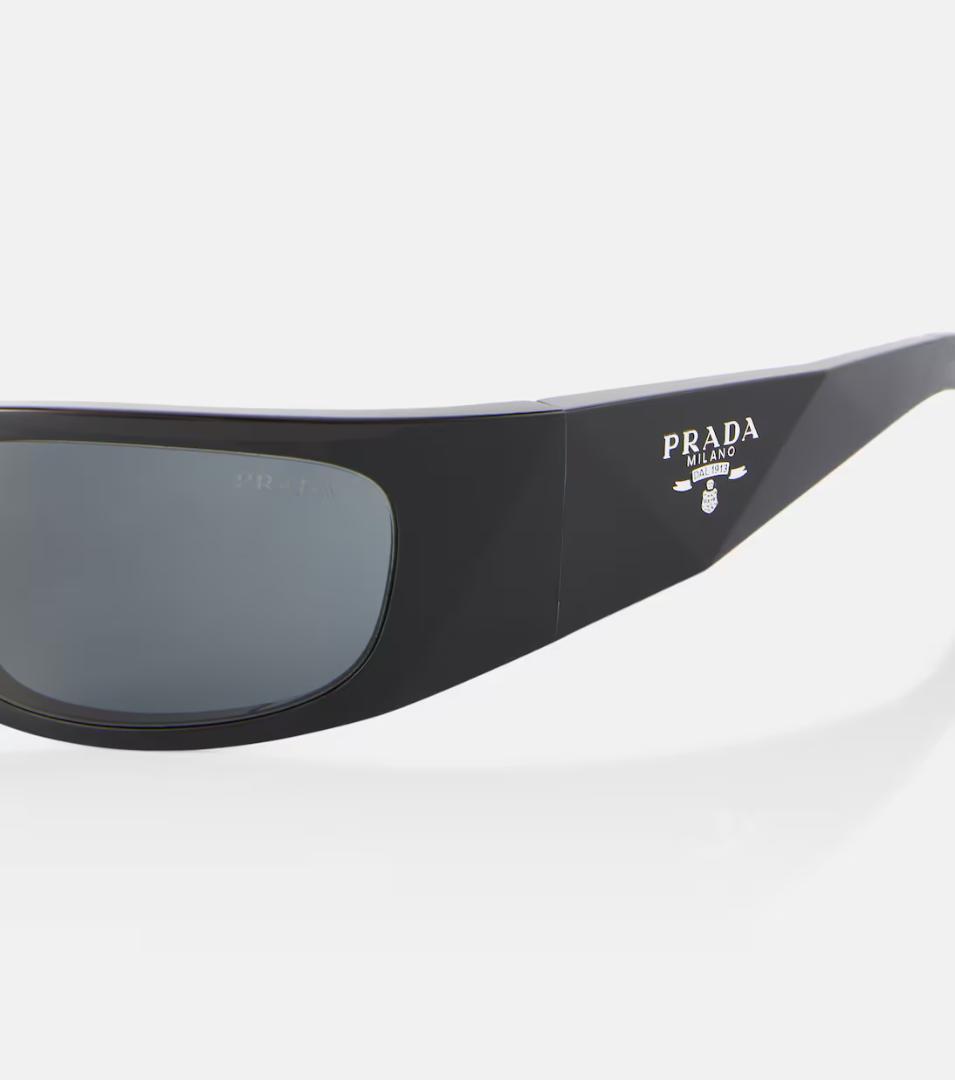 【定価8万/カニエウェスト着用】PRADA サイドロゴ サングラス ブラック