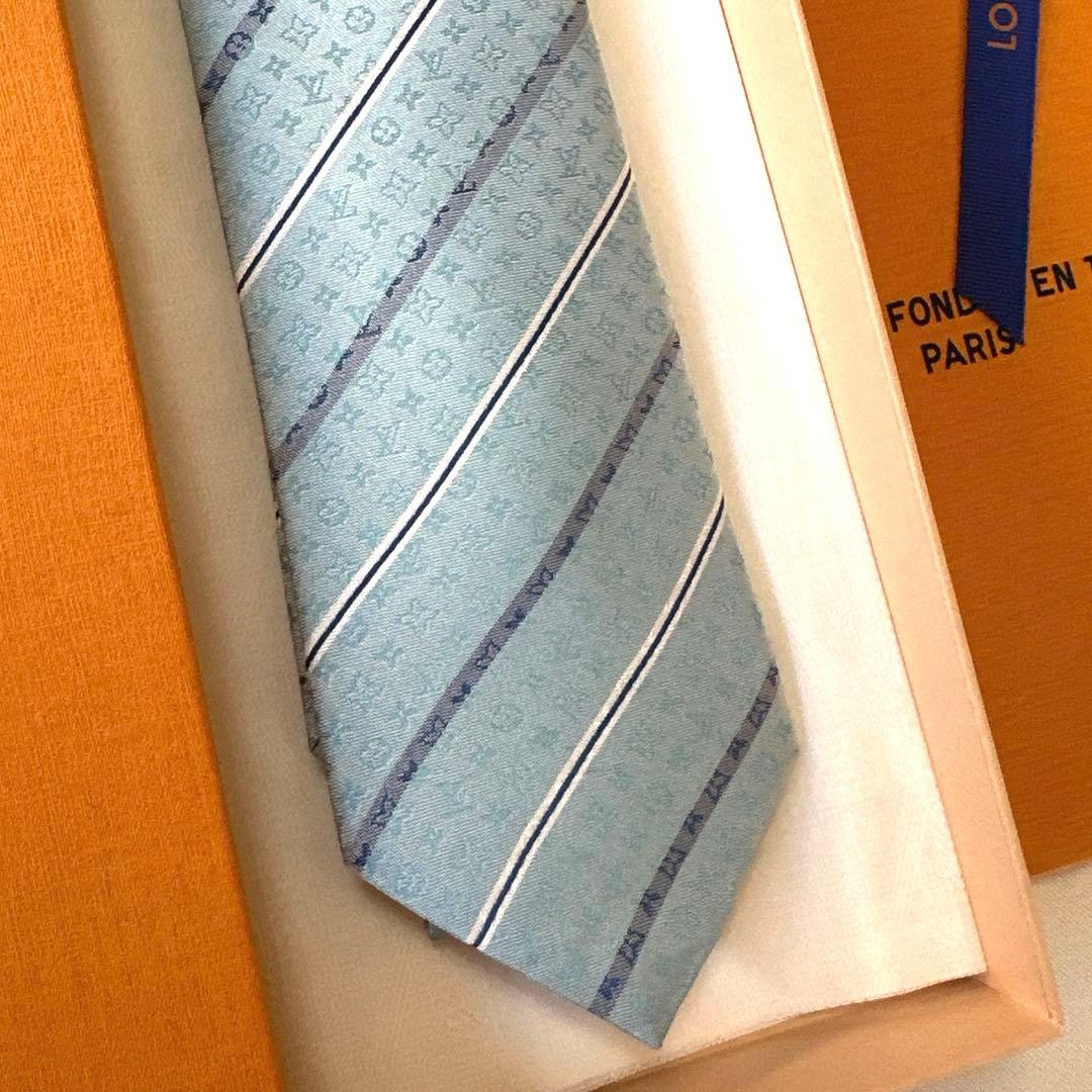 専用です。　　ルイ ヴィトン ネクタイ・ラインド ストライプ 新品 未使用