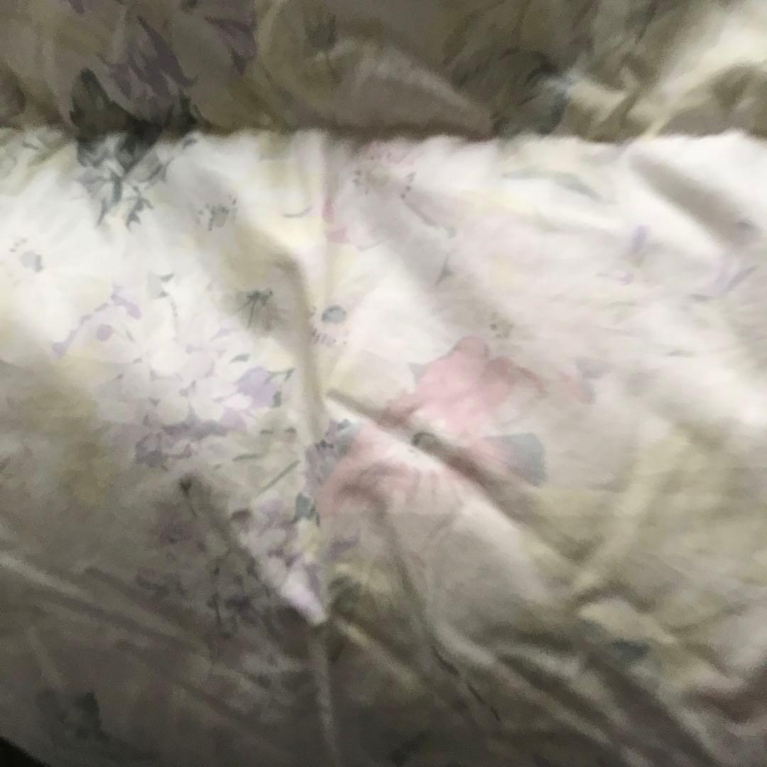 直接取り引き可能　ロマンス小杉　キングサイズ フラワーパターン掛け布団　シルク