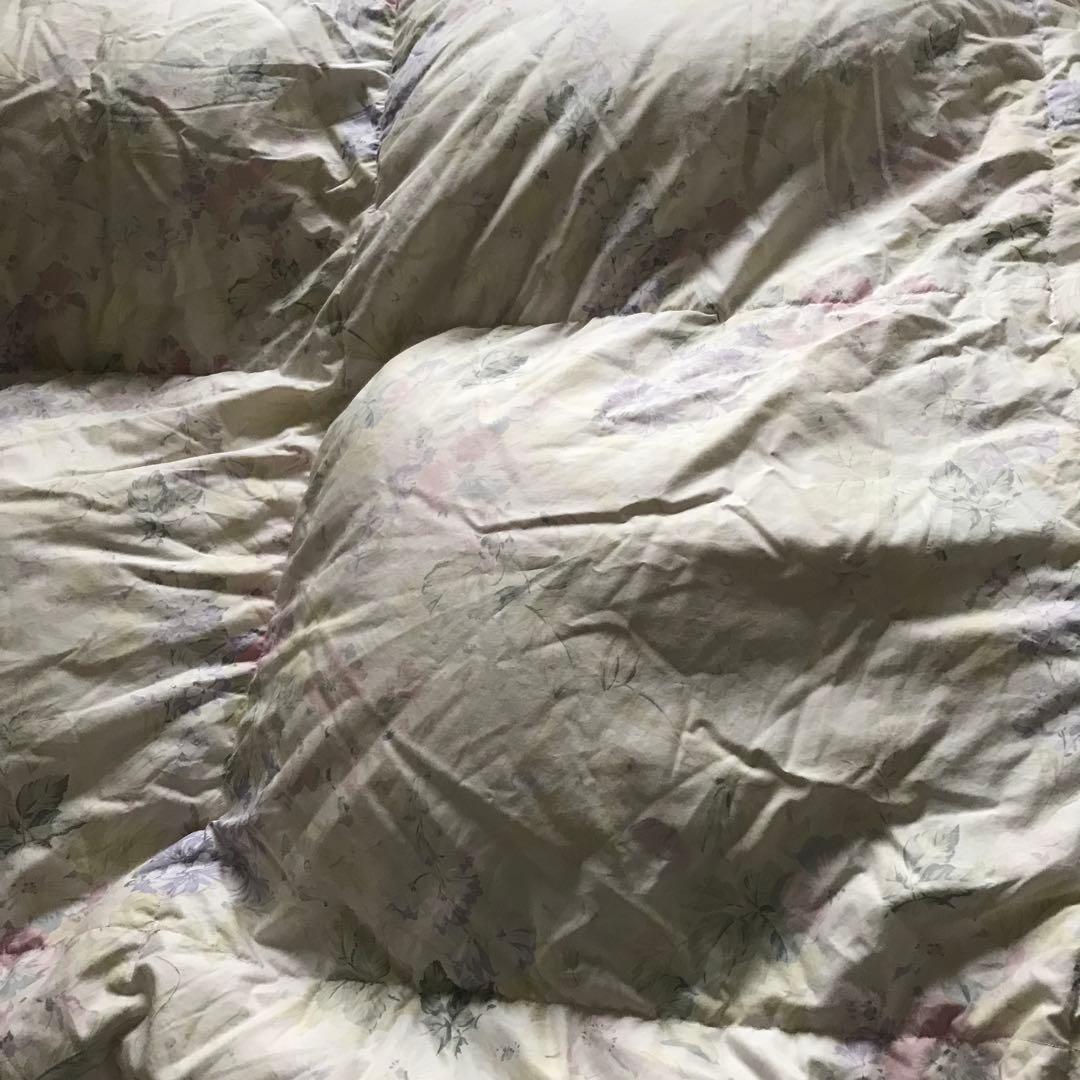 直接取り引き可能　ロマンス小杉　キングサイズ フラワーパターン掛け布団　シルク