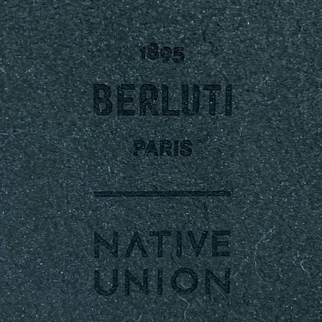 BERLUTI / iPhone14pro max ケース ブルー