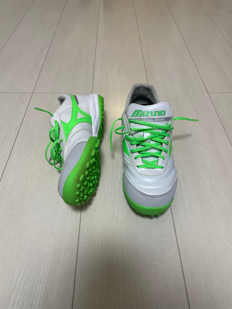 【極美品】ミズノモレリア SALA ELITE TF 26.0cm モレリアサラ