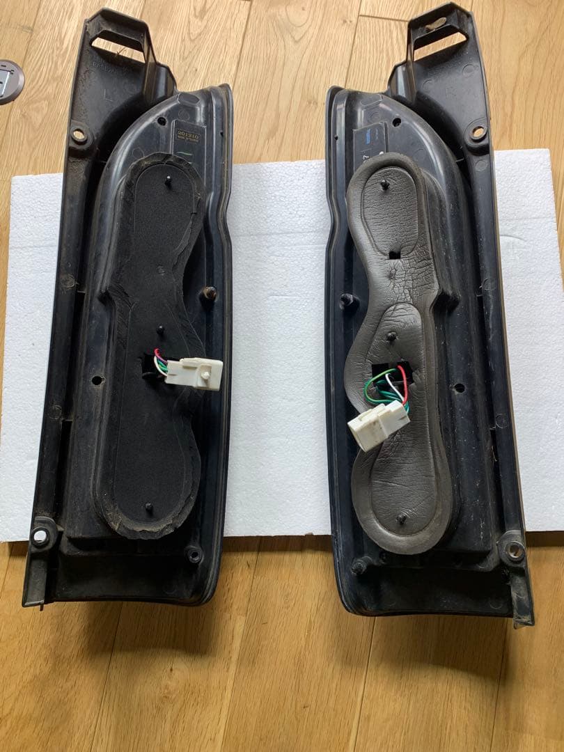 Valenti テールランプ　60-1351V