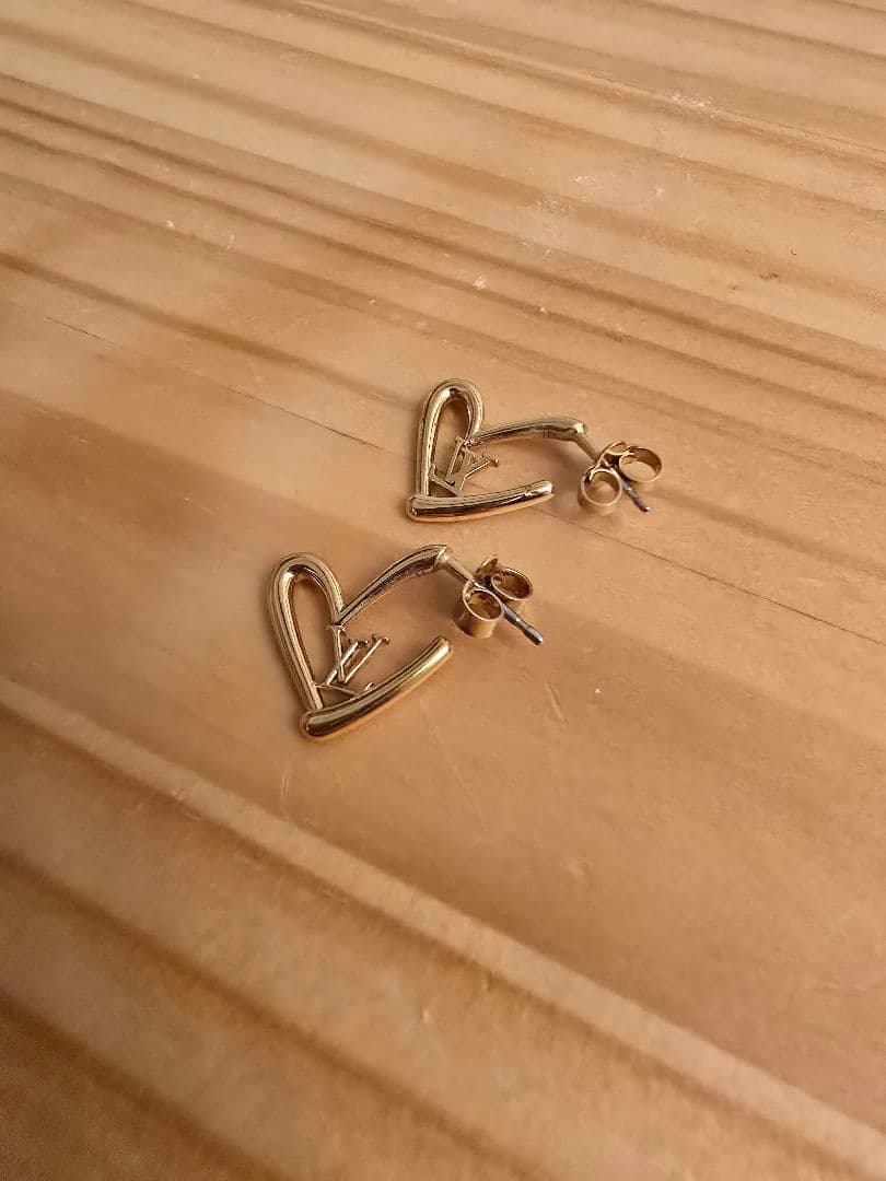 ルイヴィトン　ブックル ドレイユ・ハート フォーリンラブ PM ゴールド ピアス