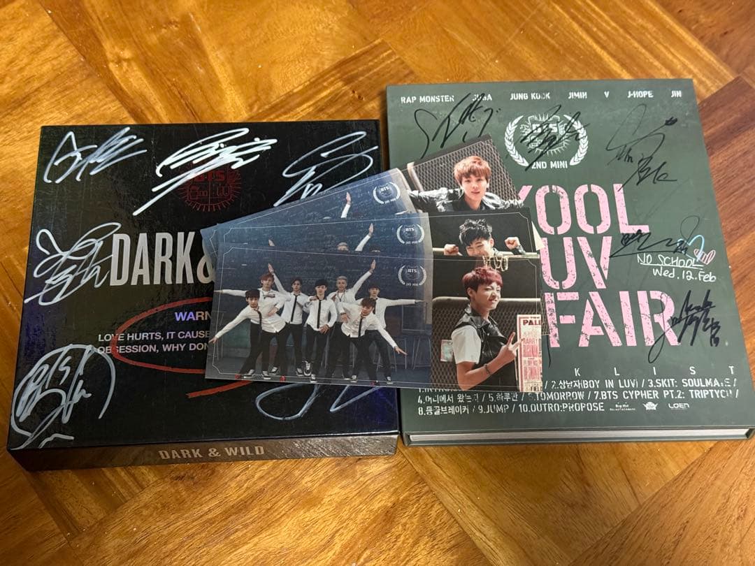 【値下げしました】BTS 防弾少年団　直筆サイン入りCD