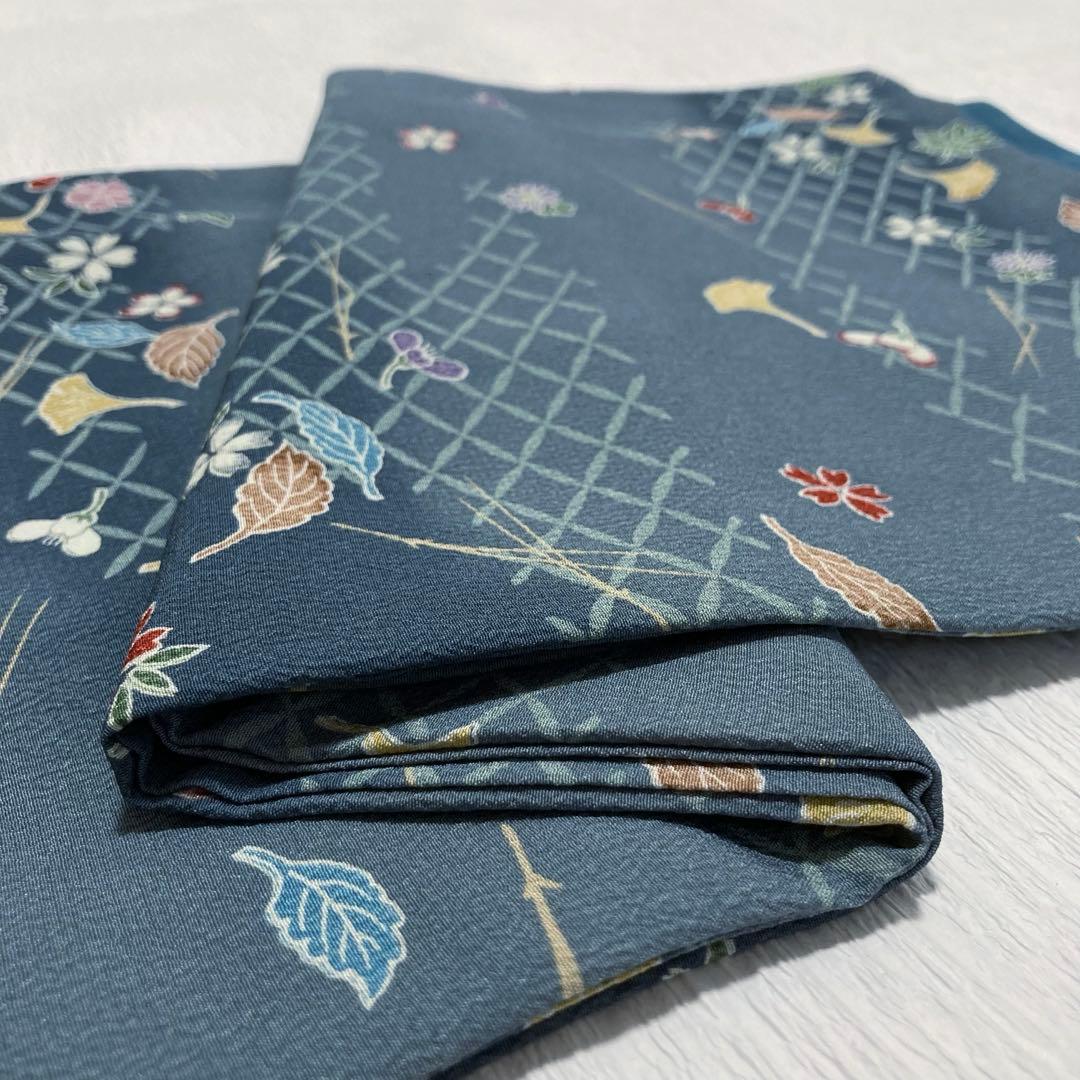 【美品✨】東レシルック　さんび　洗える着物　小紋　藍鼠色　四季草花　吹き寄せA2