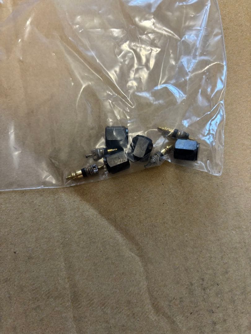 ④トヨタ アルファード ヴェルファイア 40系、20インチホイール TRD