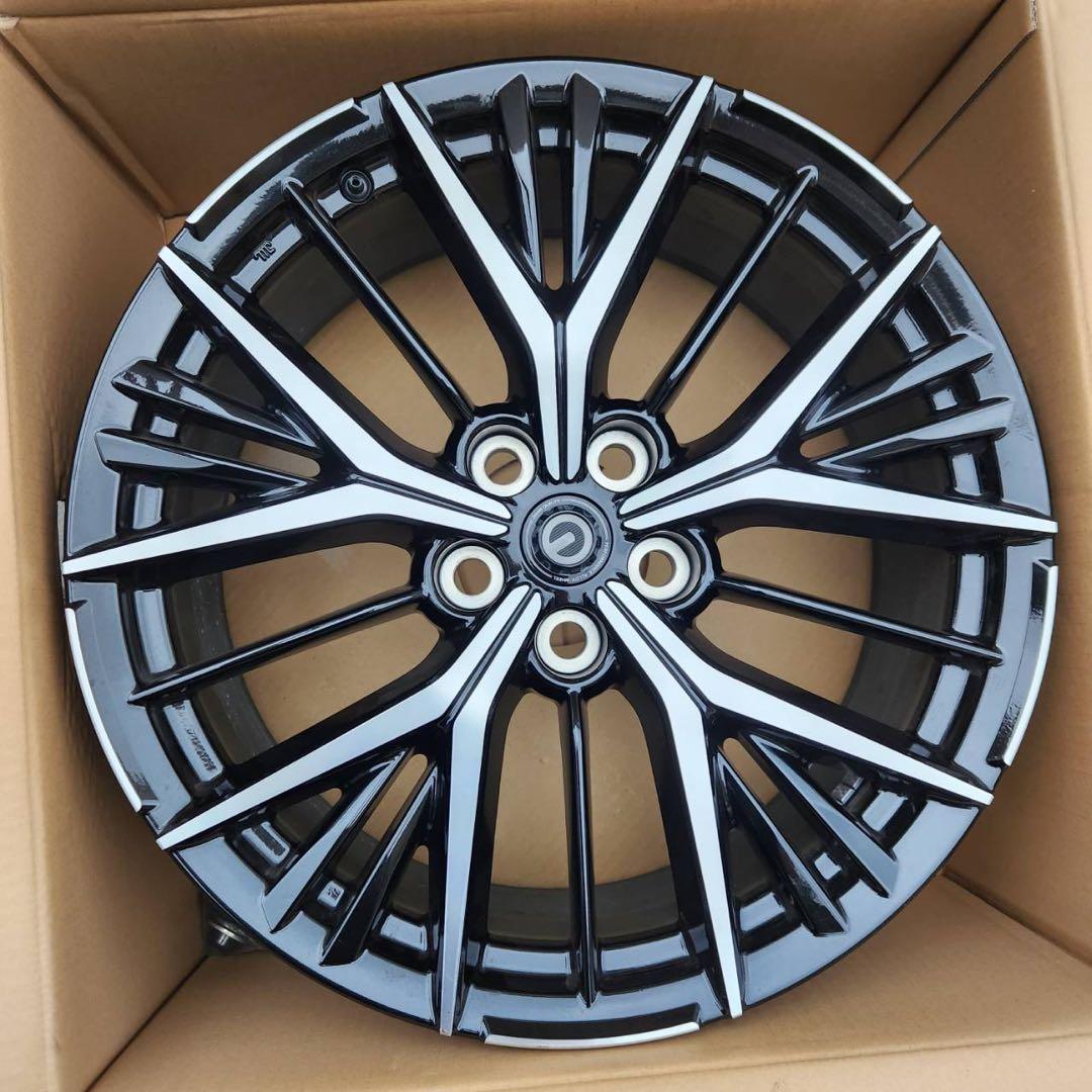 ④トヨタ アルファード ヴェルファイア 40系、20インチホイール TRD