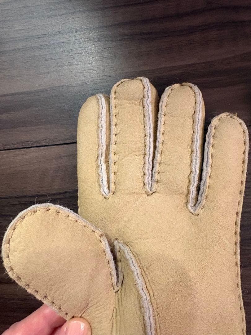 美品 UGG アグ 手袋 シープスキン スエード ファー ムートン ベージュ