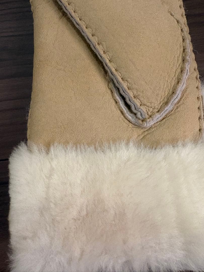 美品 UGG アグ 手袋 シープスキン スエード ファー ムートン ベージュ