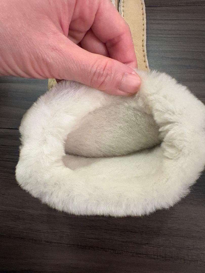 美品 UGG アグ 手袋 シープスキン スエード ファー ムートン ベージュ