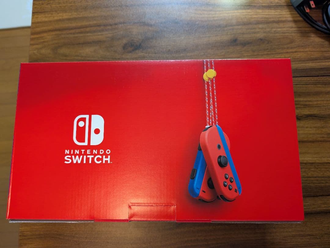 SWITCHマリオレッド×ブルー セット【画面四角黄色味有り】