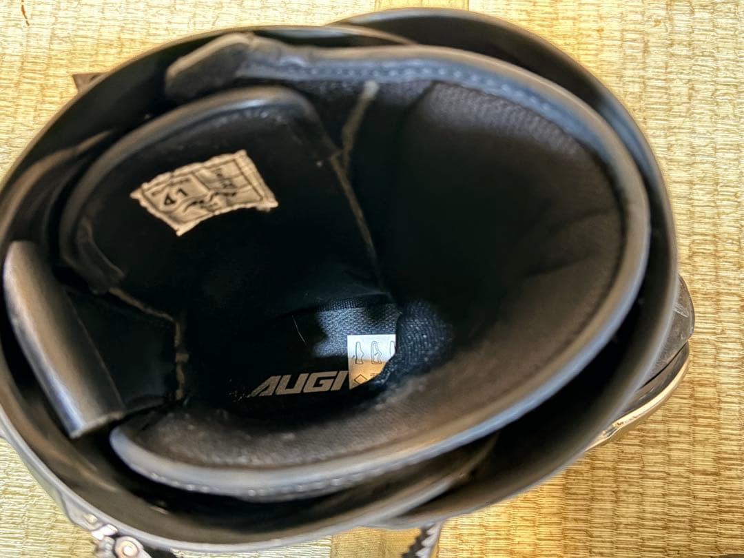 AUGIレーシングブーツAR-1 サイズEUR41／JPN26