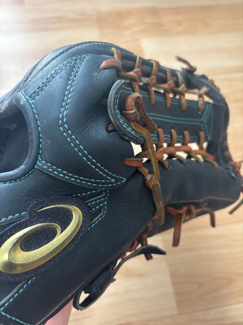 【再値下げ中‼️】アシックス 硬式グラブ ゴールドステージ 外野手用