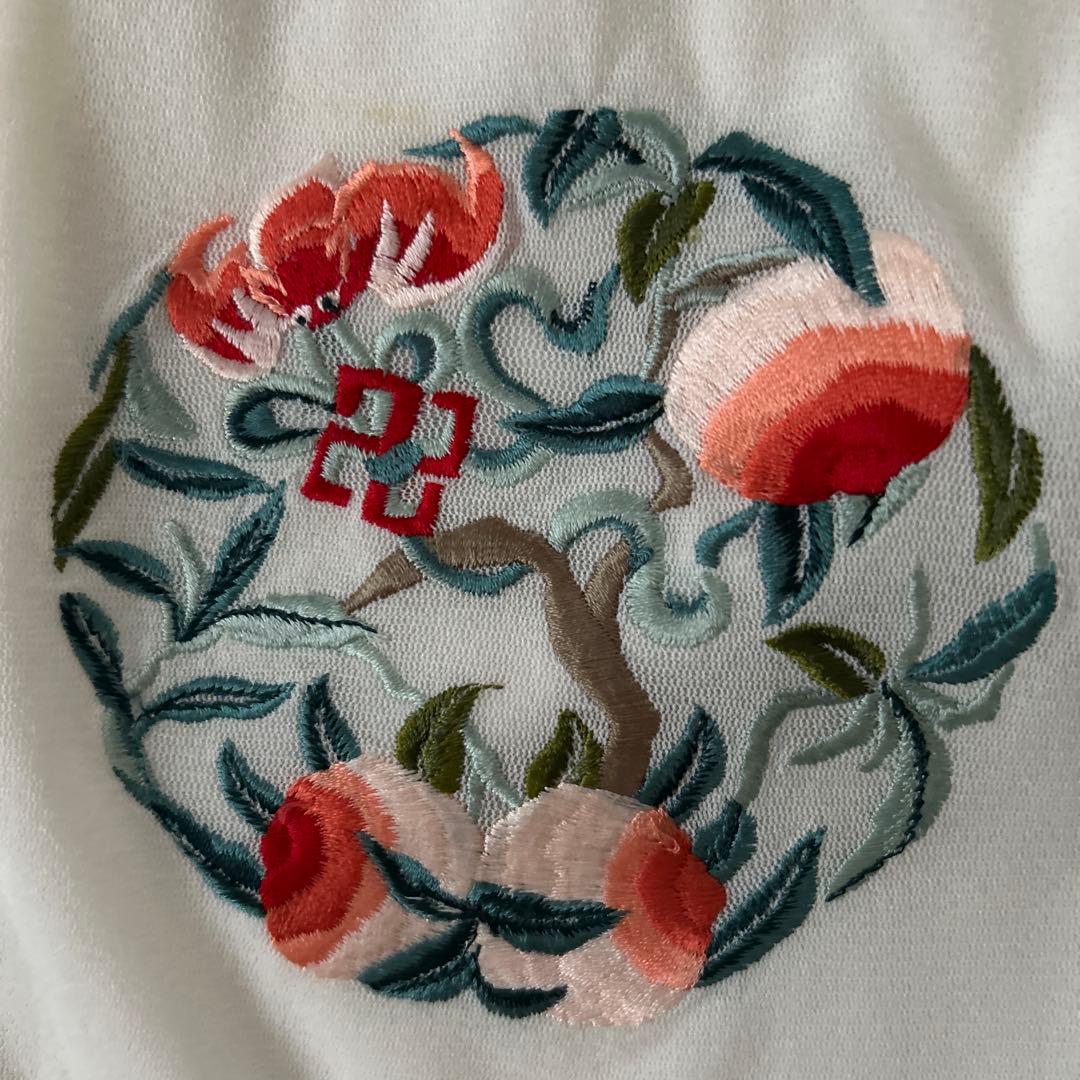 【美品】ヴィヴィアンタム　白✖️刺繍　スカート