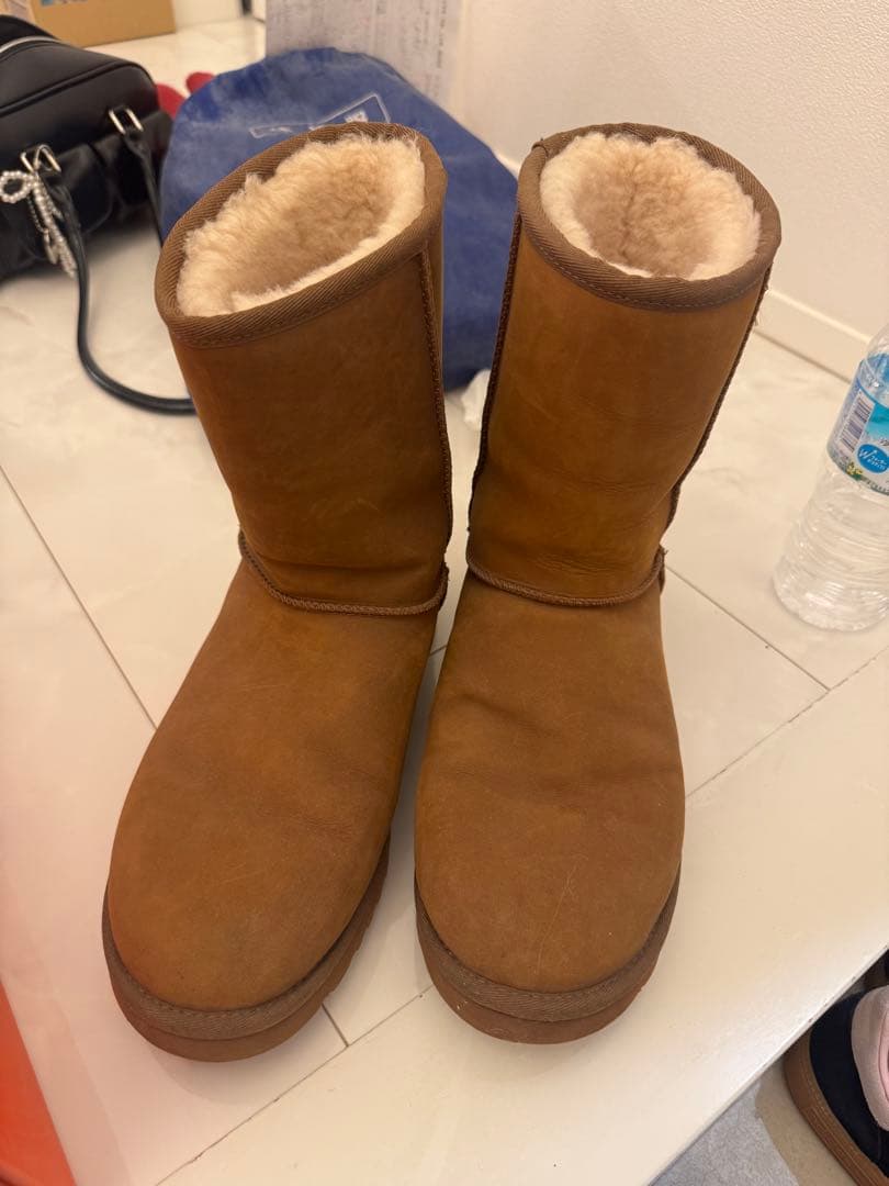 UGG Classic Short / チェスナット系（型番 1008558）