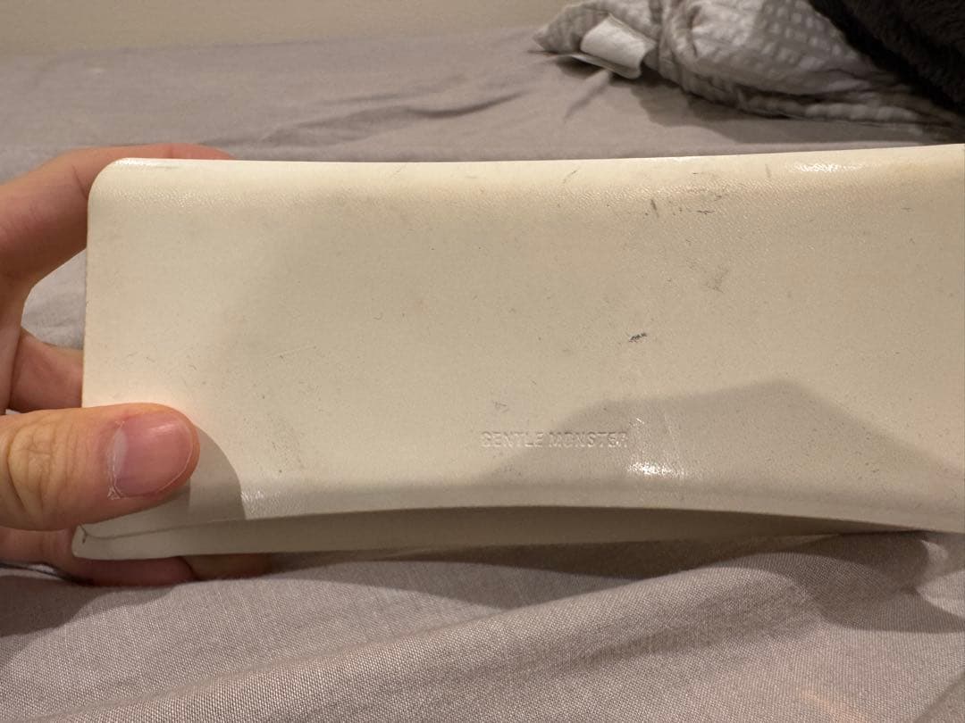 小物 GENTLE MONSTER HER