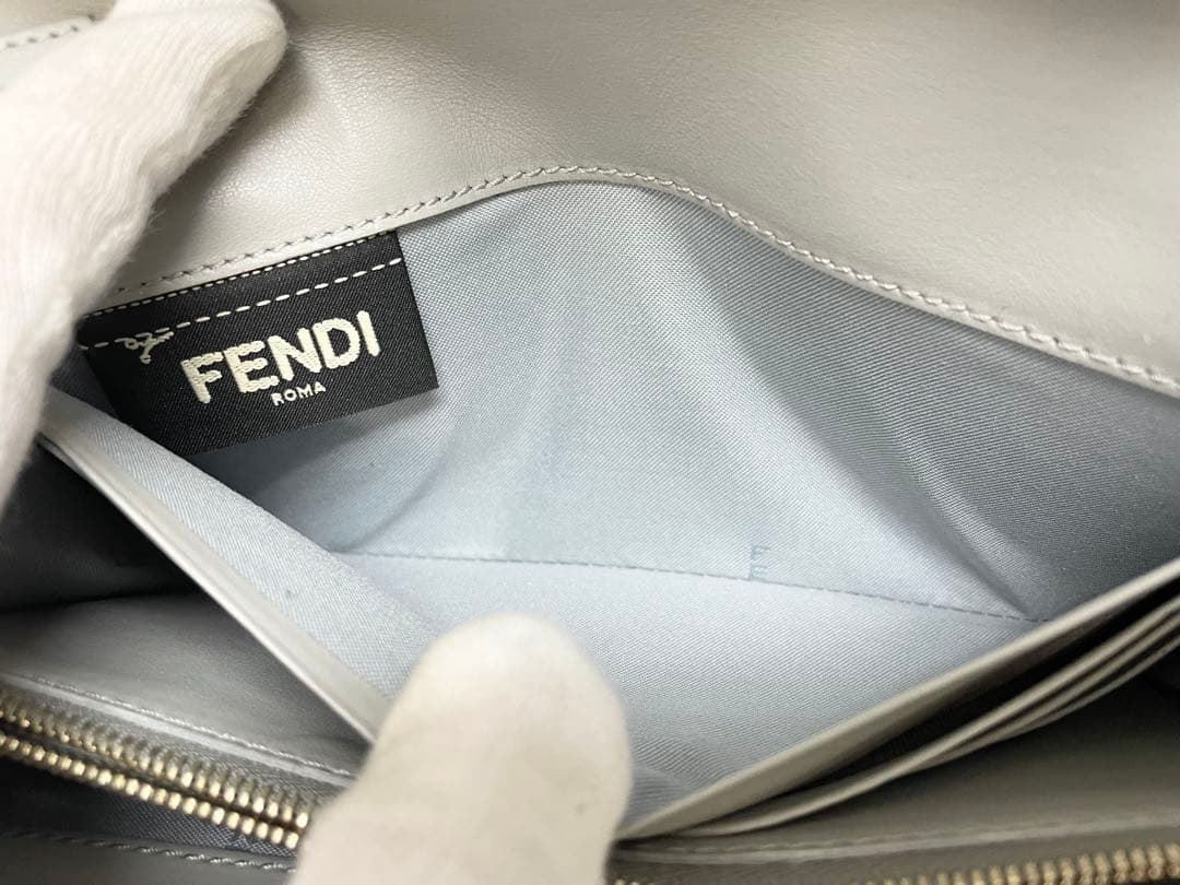 FENDI フェンディ　チェーンウォレット　ショルダー　スタッズ