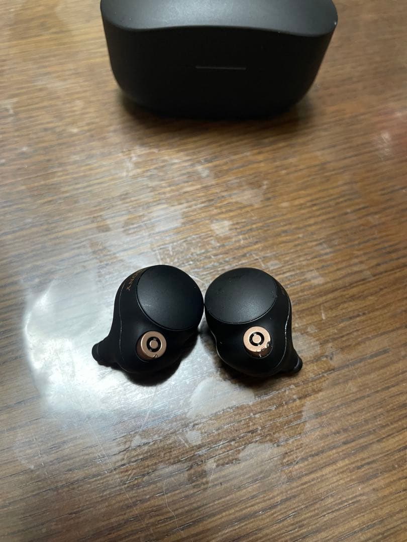 wf-1000xm4 イヤホンバッテリー新品交換済み