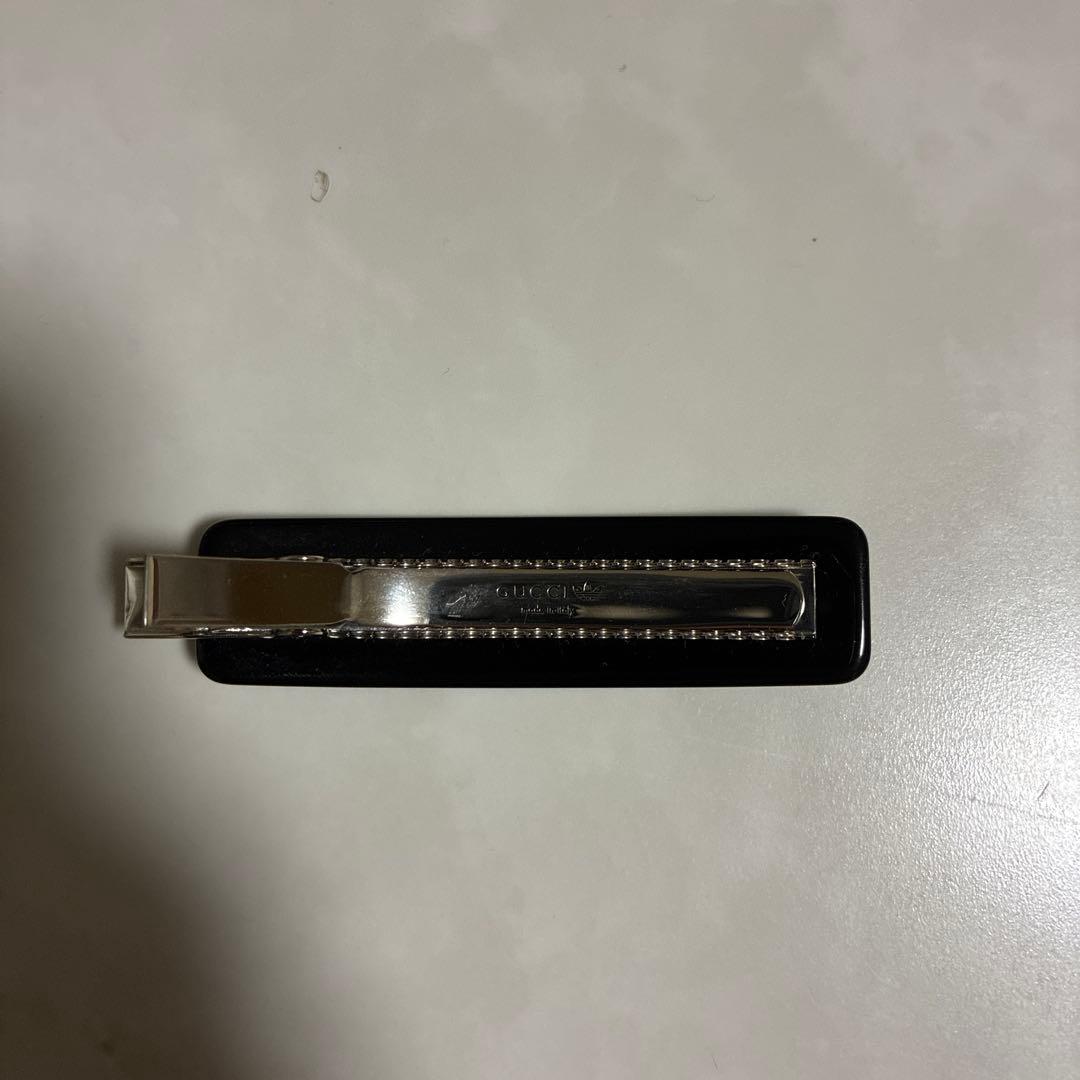 ヒロ GUCCI アディダス ロゴ ヘアピン