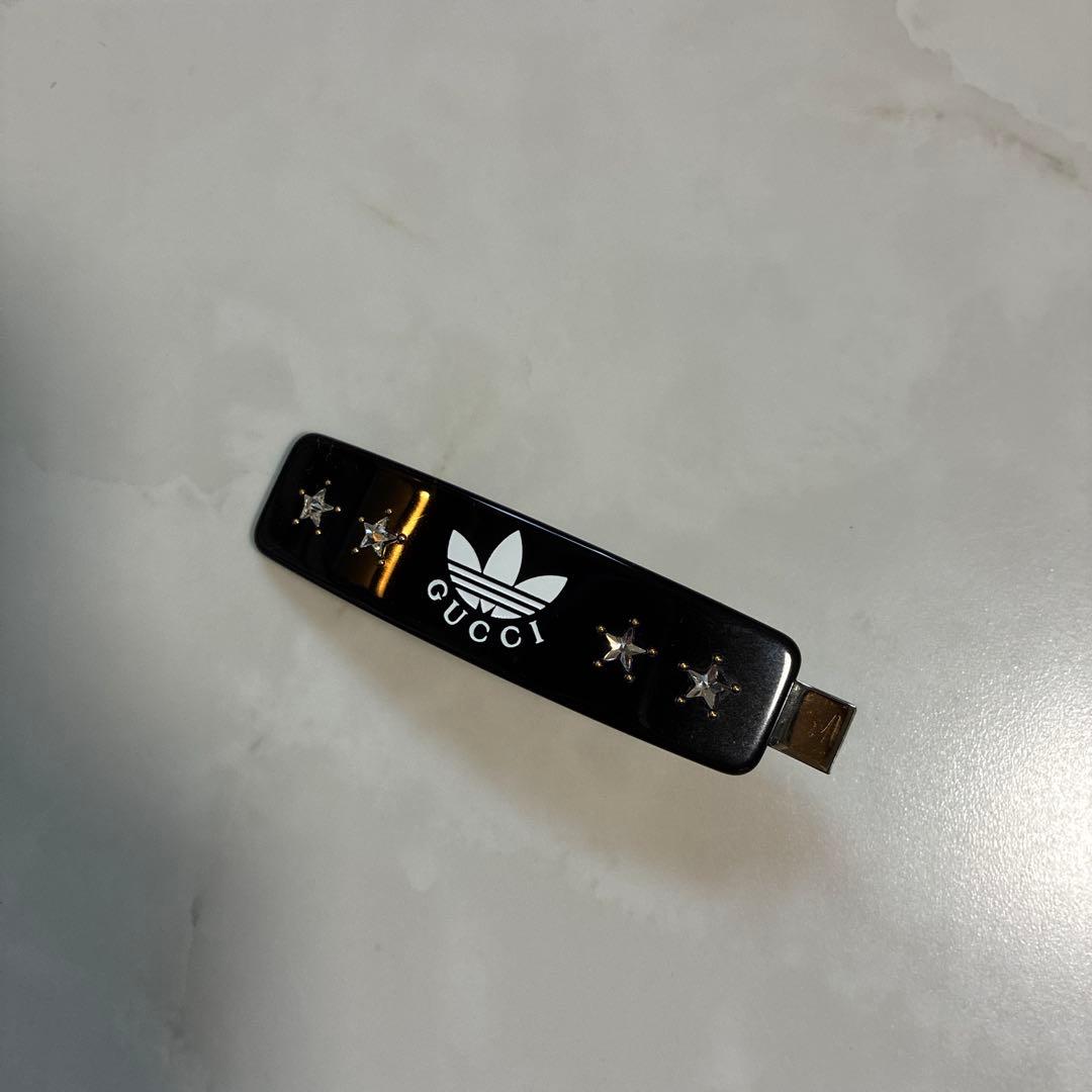 ヒロ GUCCI アディダス ロゴ ヘアピン