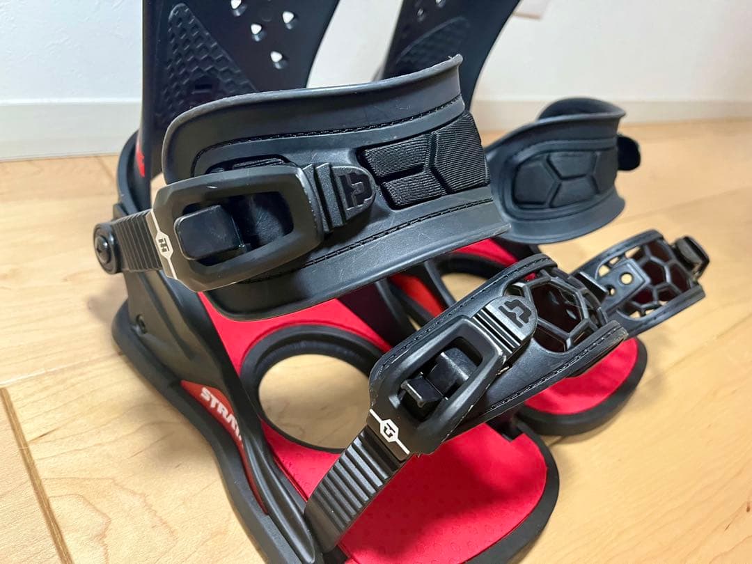 スノーボード ビンディング UNION STRATA