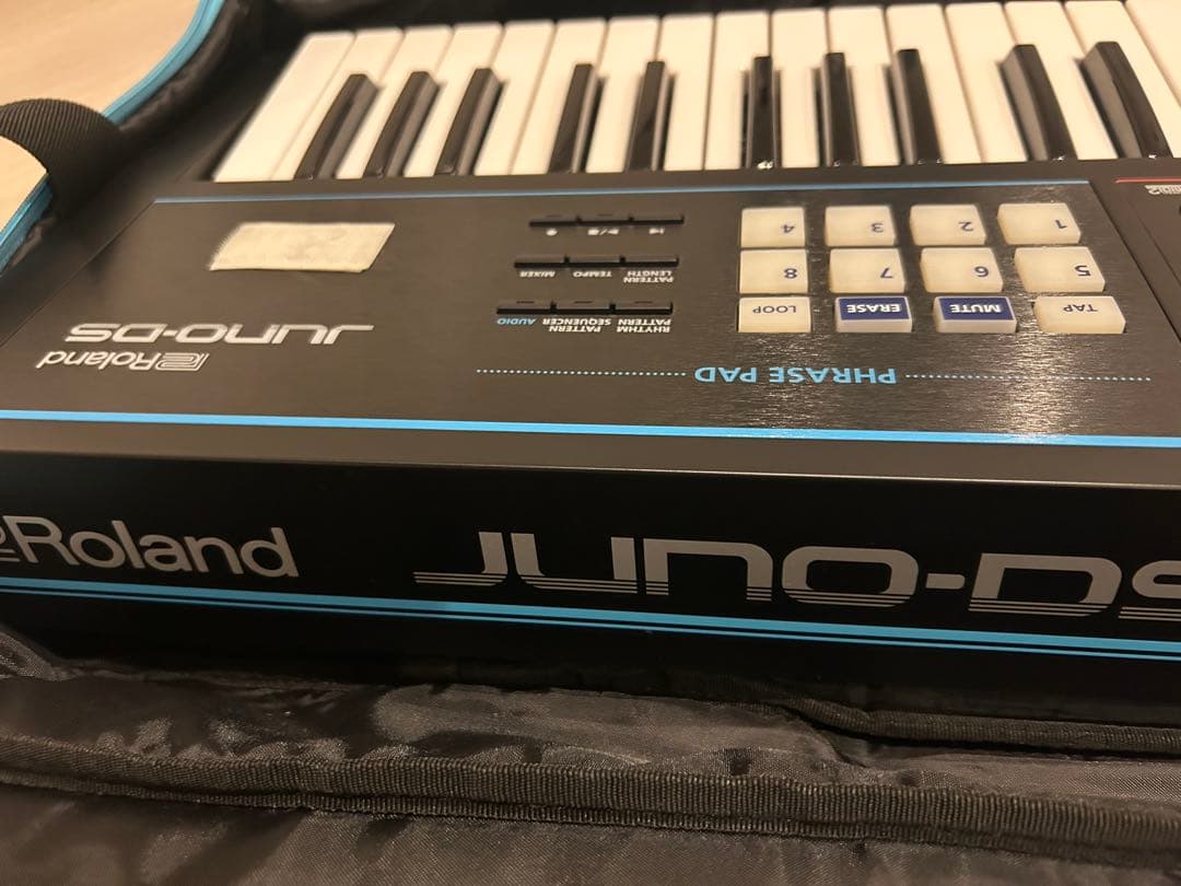 鍵盤楽器 Roland JUNO-DS