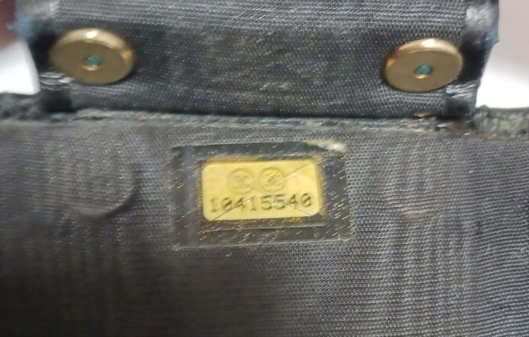 CHANEL　キーケース　キャビアスキン　黒　ブラック　6連