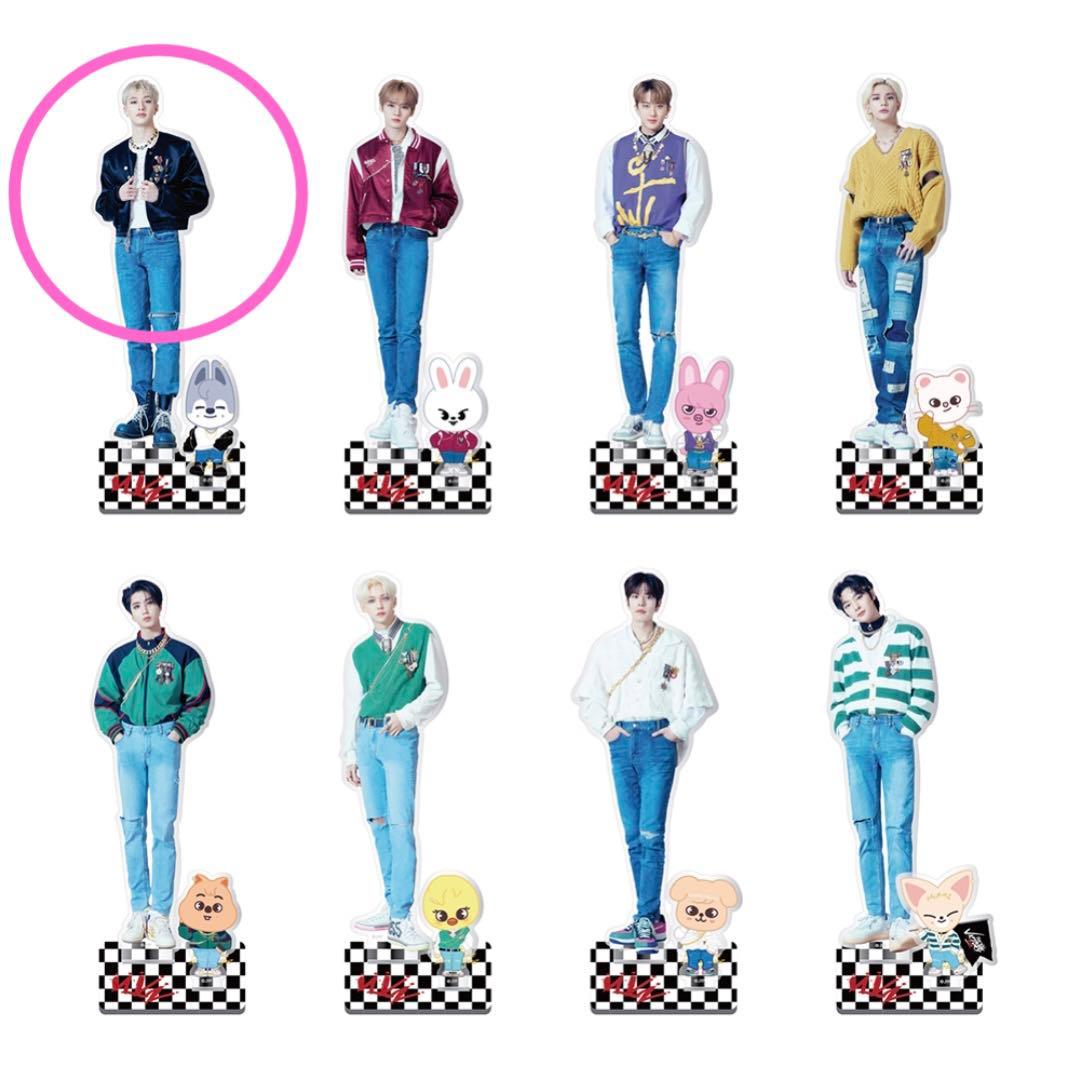 スキズカフェ straykids バンチャン アクスタ