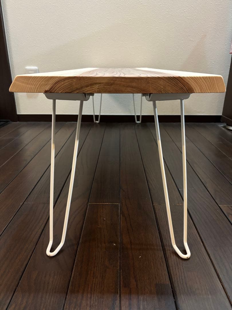 一枚板 無垢材 杉板 折りたたみ ローテーブル サイドテーブル　紀州杉　無節