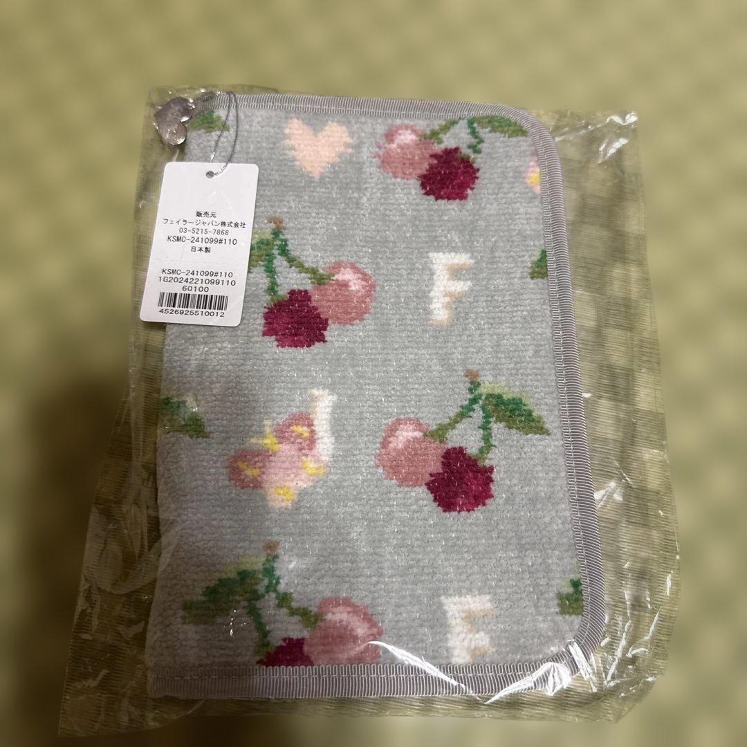 新品　フェイラー　マルチポーチ　チェリー