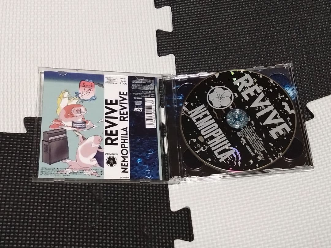 NEMOPHILA 直筆サイン入り 『REVIVE』 限定盤