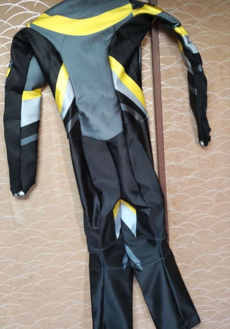 a 新品タグ付き MIZUNO ミズノjr.ワンピース サイズ 150