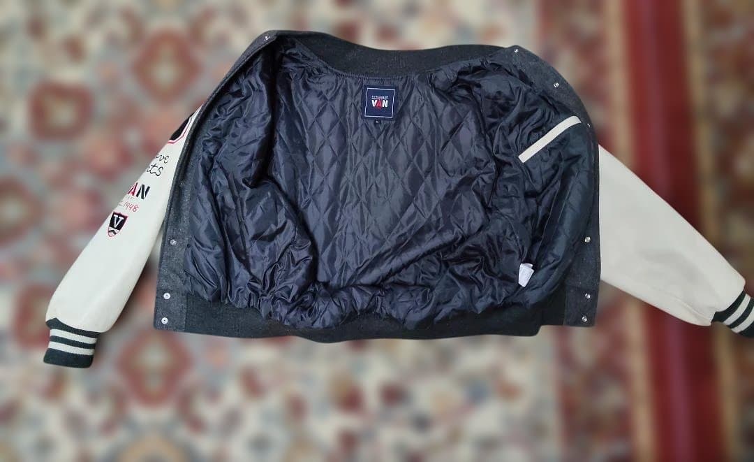 VAN FWD スタジャン 48 ネイビー/ホワイト