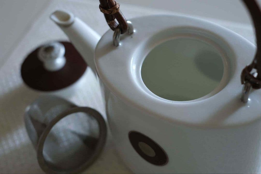 ベルナルド/Bernardaid ティポットホワイトセラミックポット 茶こし付