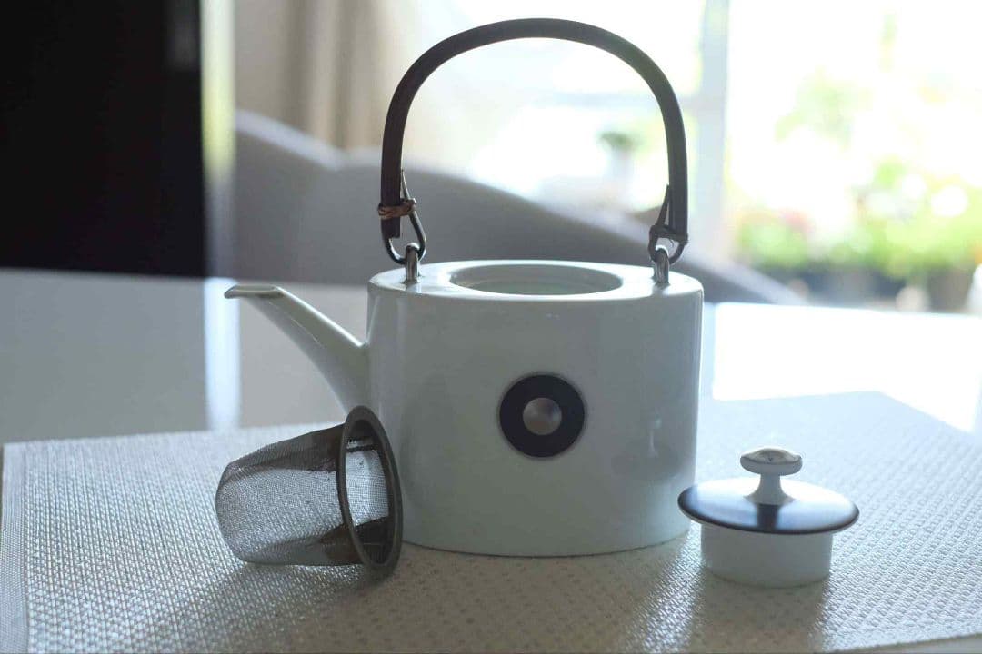 ベルナルド/Bernardaid ティポットホワイトセラミックポット 茶こし付